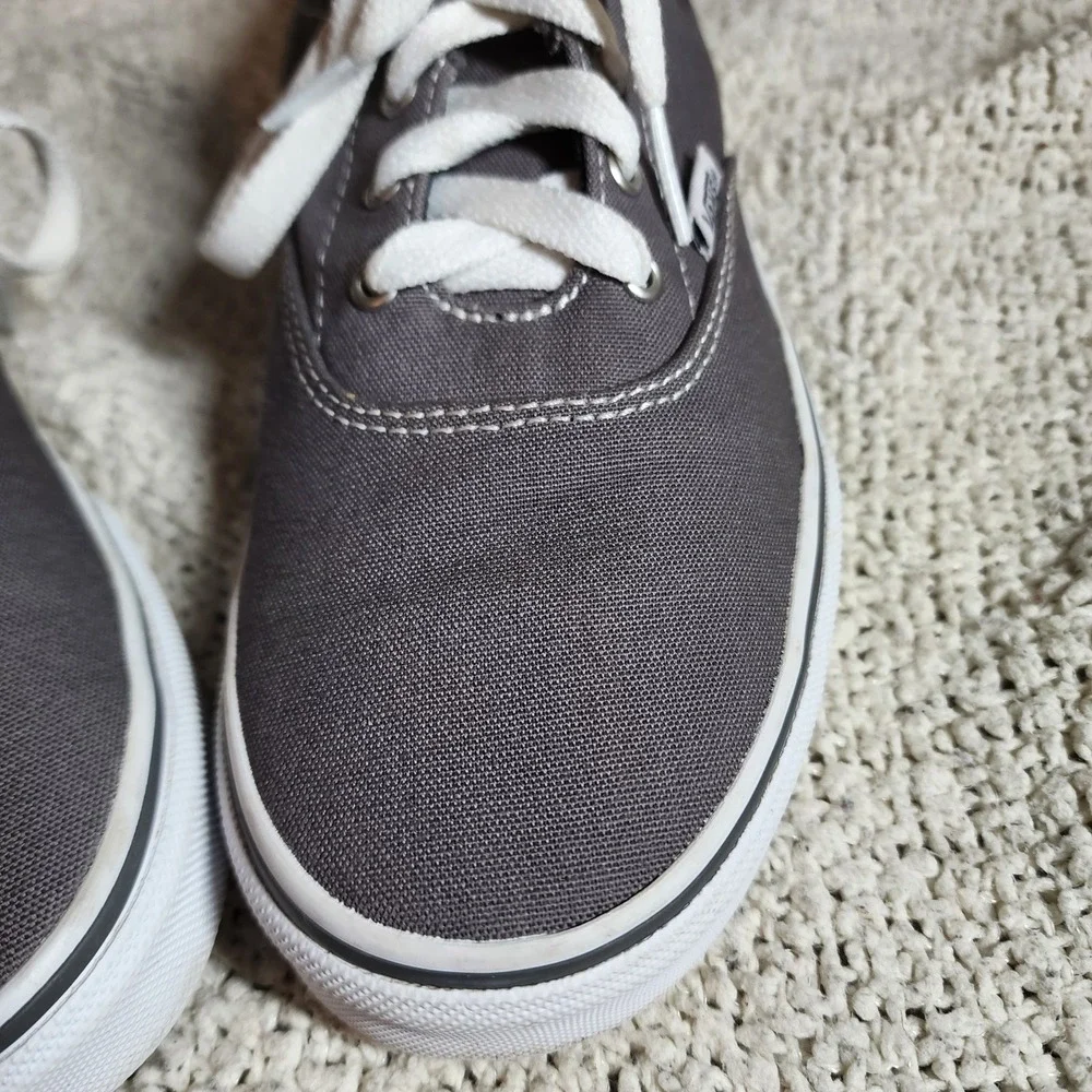 VANS  Pewter Gray Canvas Sneakers Shoes Youth Size 5 Lace Up Comfort